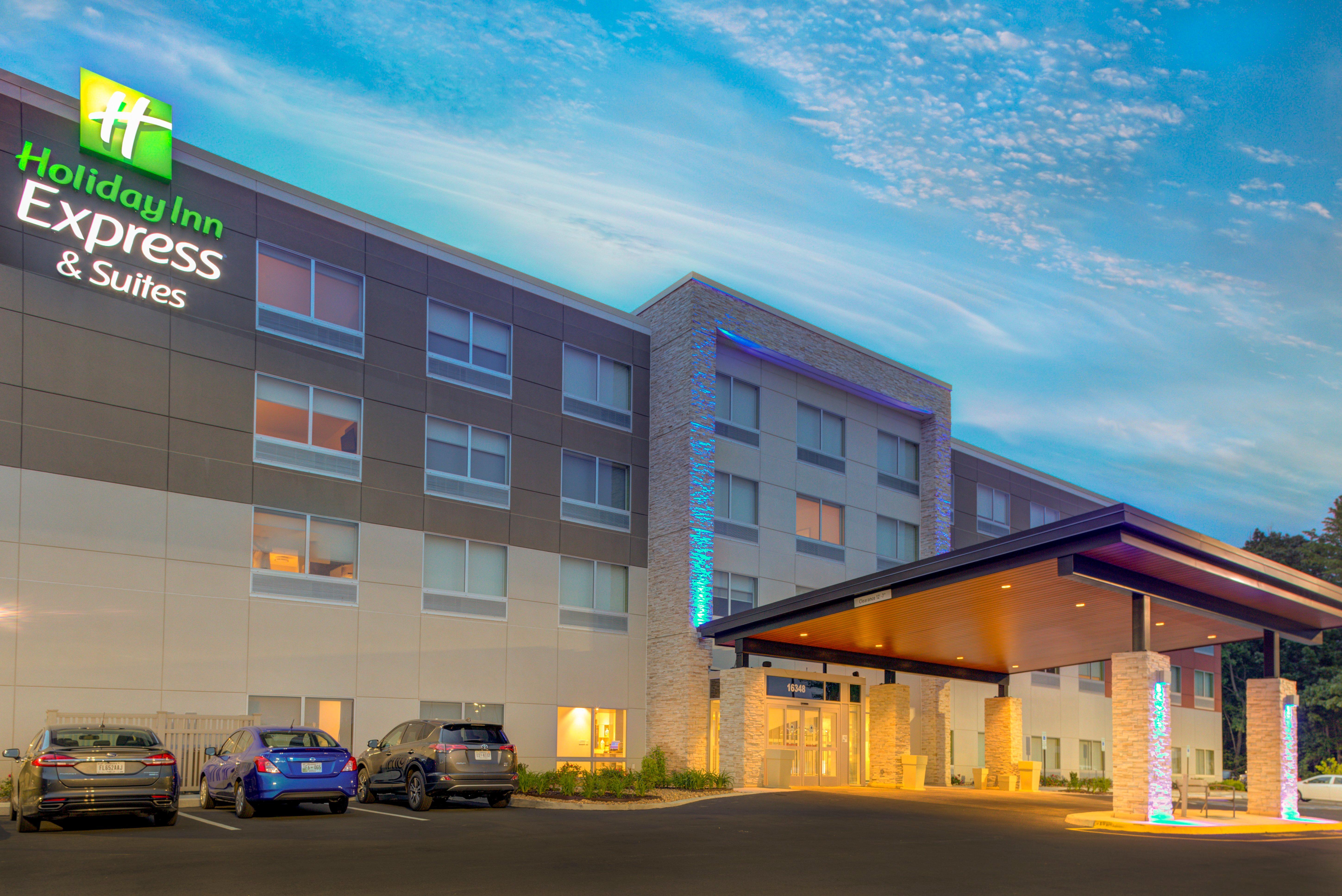 Holiday Inn Express & Suites - King George - Dahlgren By Ihg Alden Ngoại thất bức ảnh