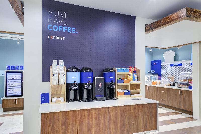 Holiday Inn Express & Suites - King George - Dahlgren By Ihg Alden Ngoại thất bức ảnh